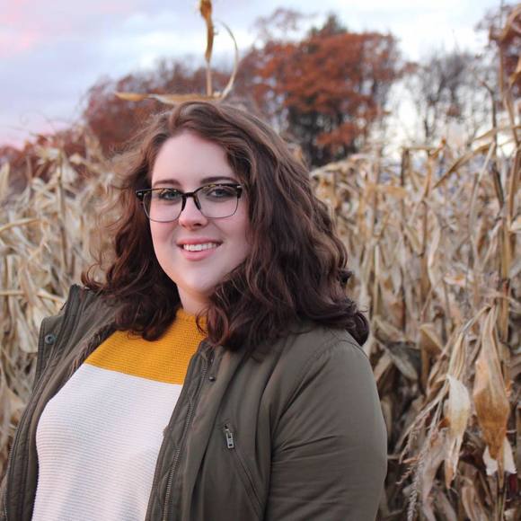 Meet your Posher, Gillian - Picture 1 of 1